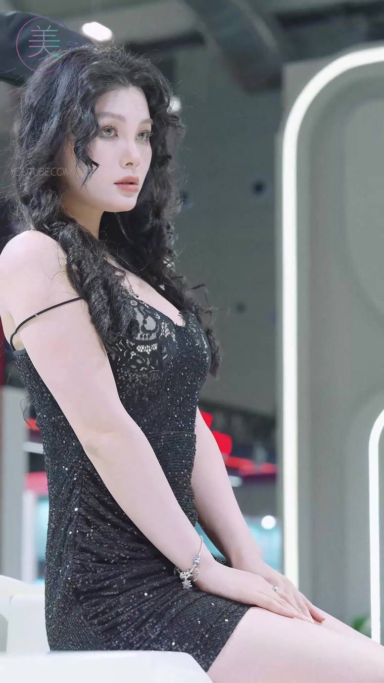 图片[2]-NO.0965 2024 深圳改装车展 Auto Salon 车模抖音网红随拍 27[20P]-萌味圈