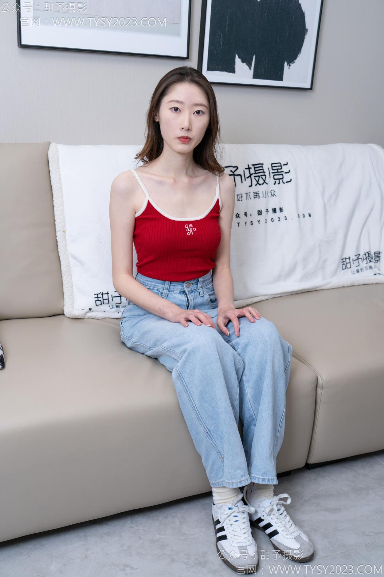 图片[2]-甜予摄影 NO.160 番茄-板鞋、印花棉袜、裸足[105P]-萌味圈