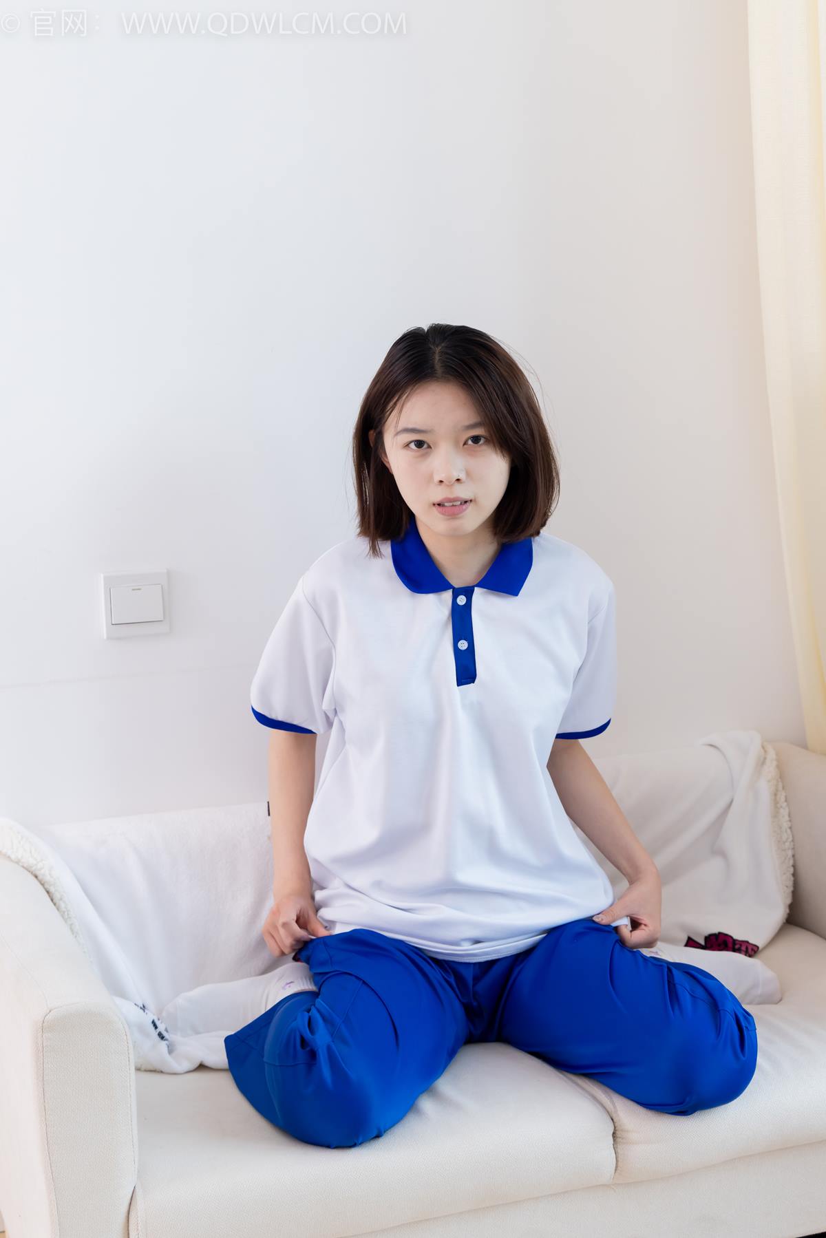 图片[2]-物恋传媒 NO.2364 小悦-校服、板鞋、白棉袜、裸足[126P]-萌味圈