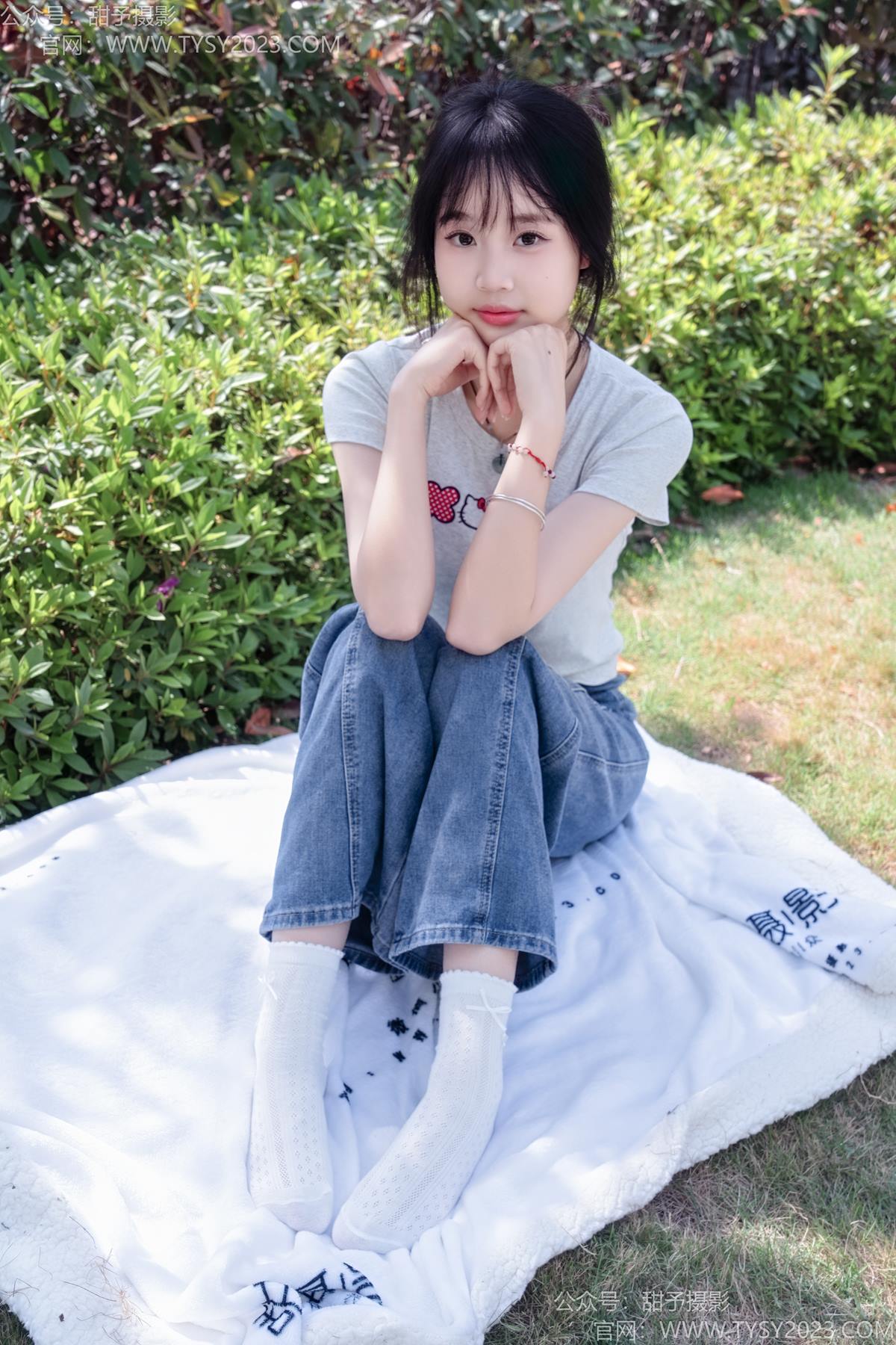 图片[2]-甜予摄影 NO.194 小橙子-板鞋、白棉袜、裸足[91P]-萌味圈