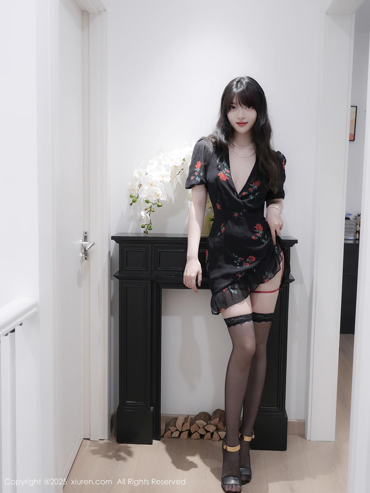 图片[2]-[Xiuren秀人网]2025.07.25 NO.10586 白露lulu[17+1P]-萌味圈