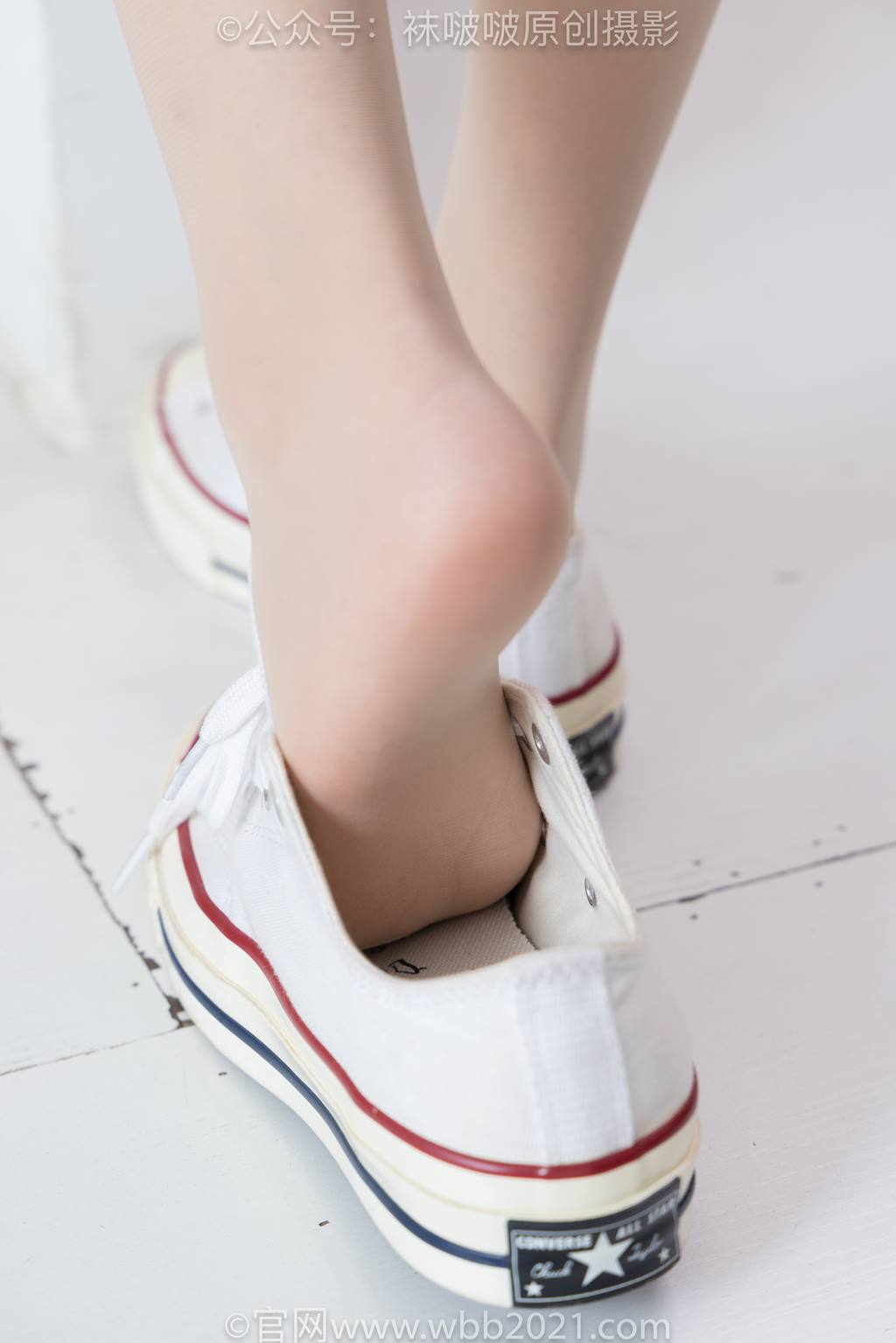 图片[123]-[BoBoSocks袜啵啵]NO.587 香菜-匡威帆布鞋、薄肉丝[139P]-萌味圈