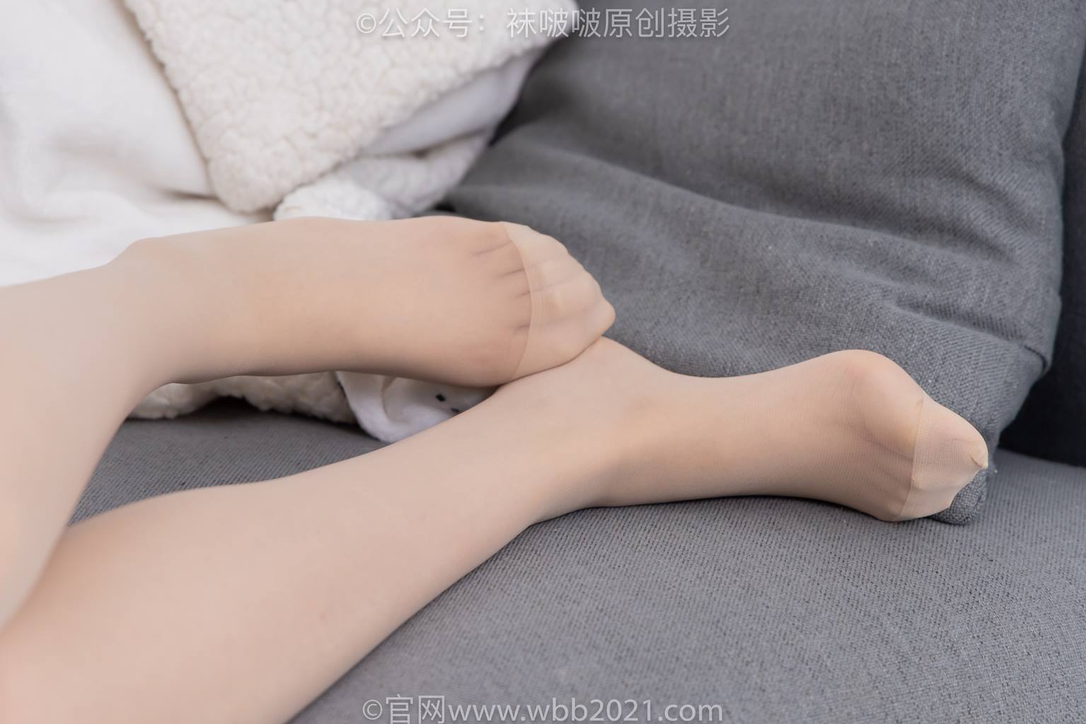 图片[132]-[BoBoSocks袜啵啵]NO.587 香菜-匡威帆布鞋、薄肉丝[139P]-萌味圈