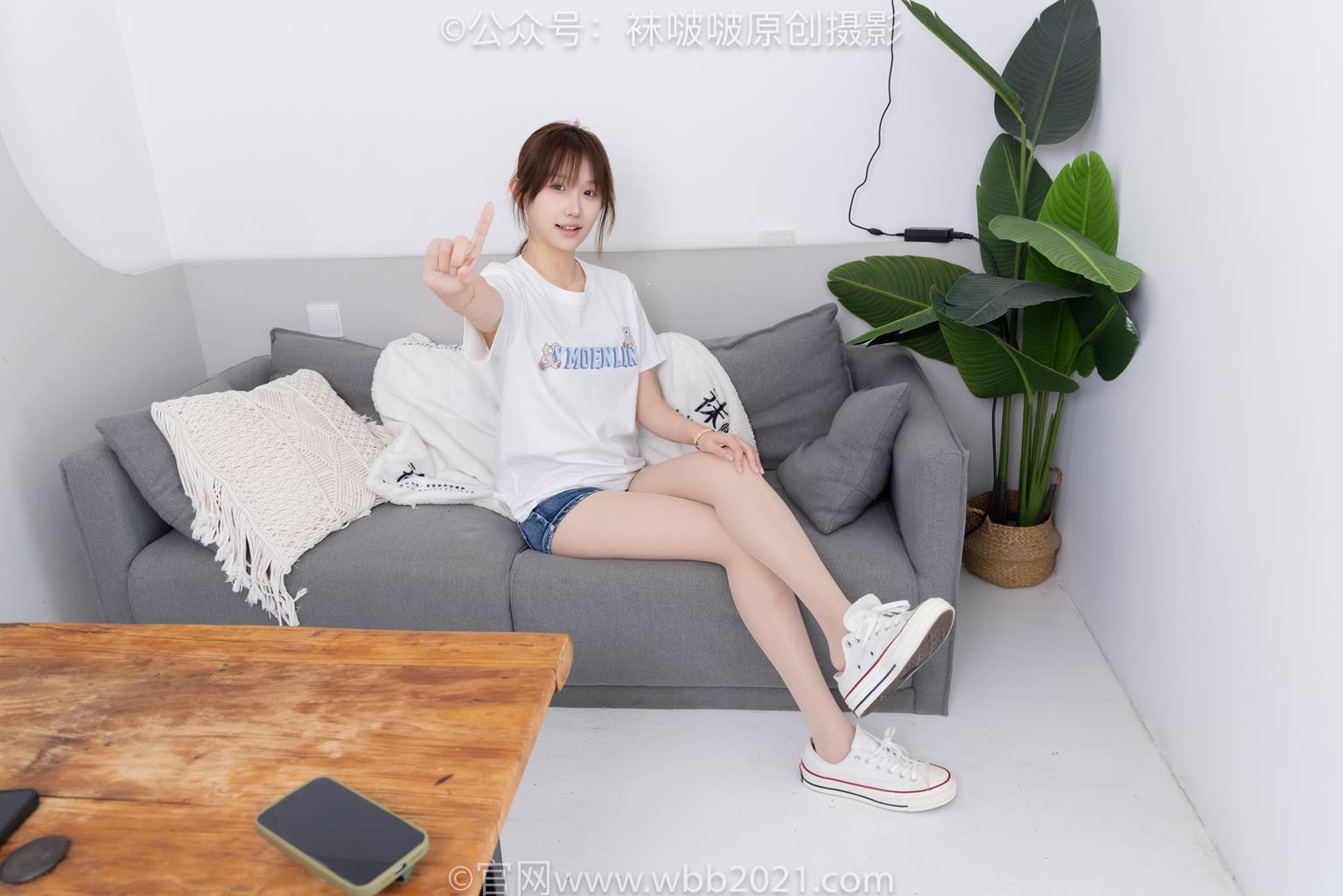 图片[137]-[BoBoSocks袜啵啵]NO.587 香菜-匡威帆布鞋、薄肉丝[139P]-萌味圈