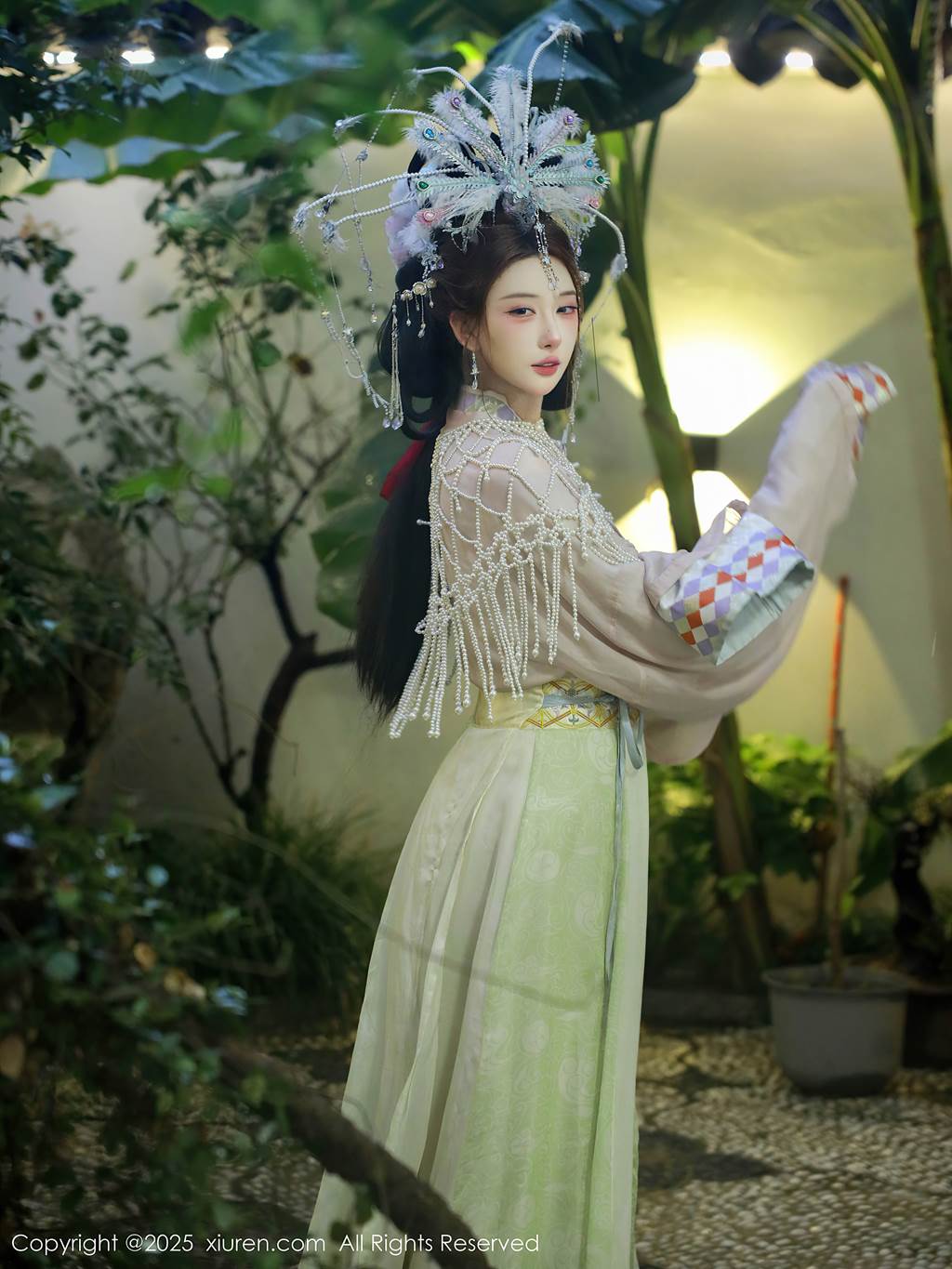 图片[2]-[Xiuren秀人网]2025.09.05 NO.10736 梨霜儿[63P]-萌味圈