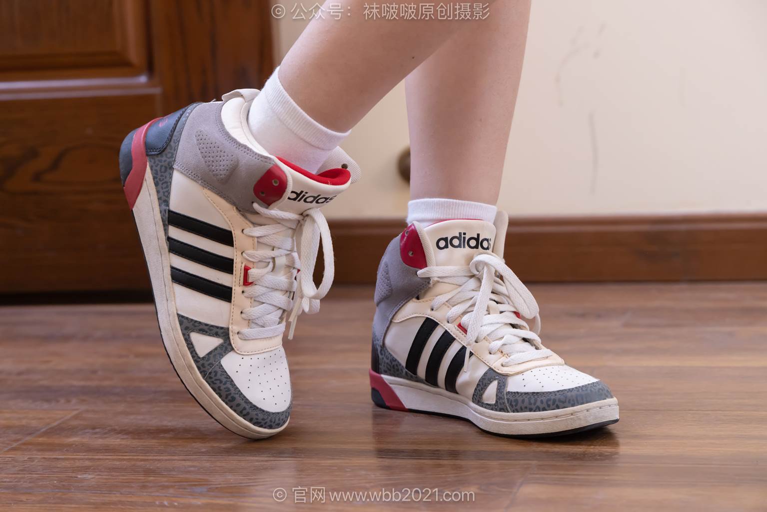 图片[2]-[BoBoSocks袜啵啵]NO.593 甜甜圈-板鞋、帆布鞋、白棉袜[128P]-萌味圈