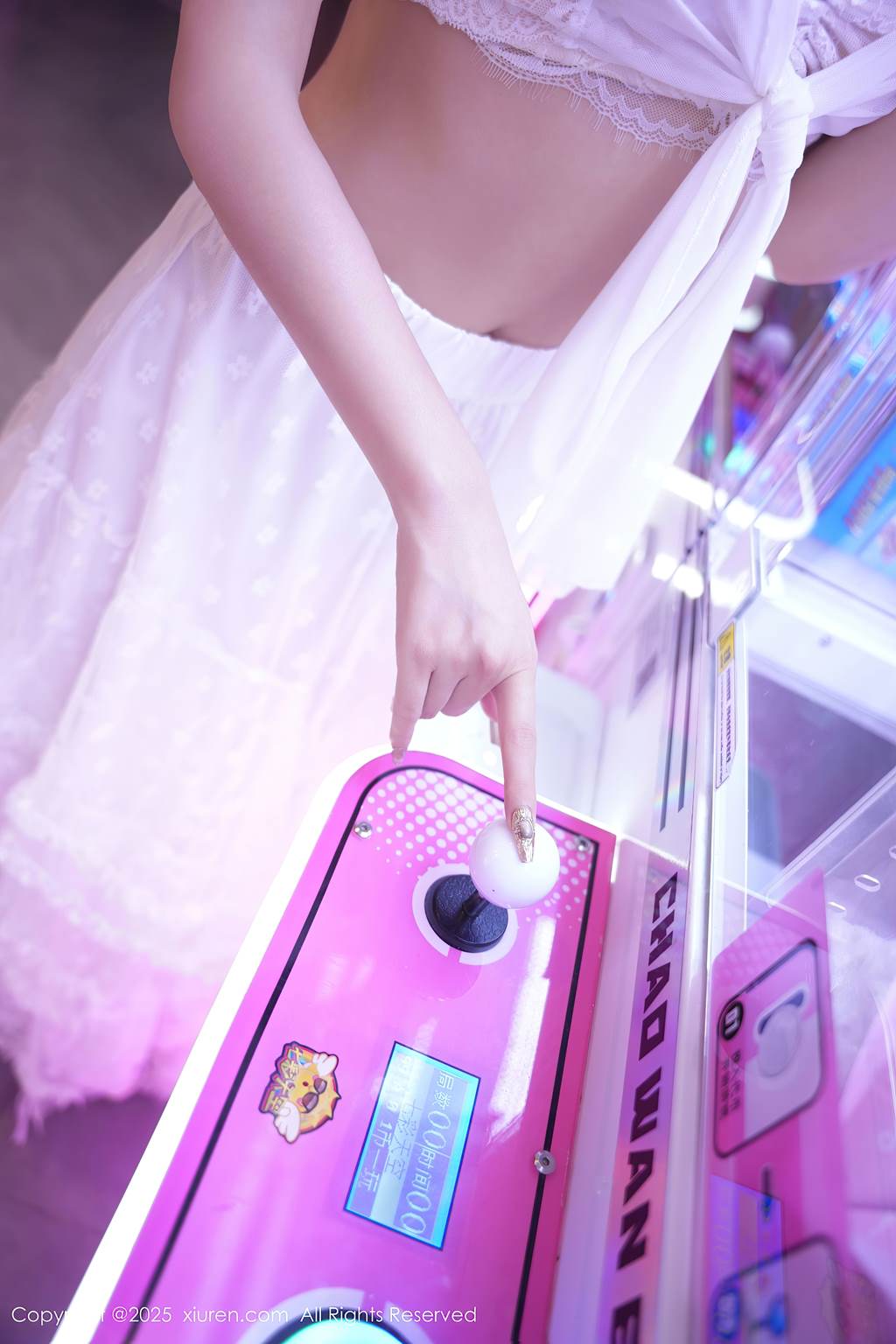 图片[2]-[Xiuren秀人网]2025.09.22 NO.10791 拍黄瓜girl[43P]-萌味圈