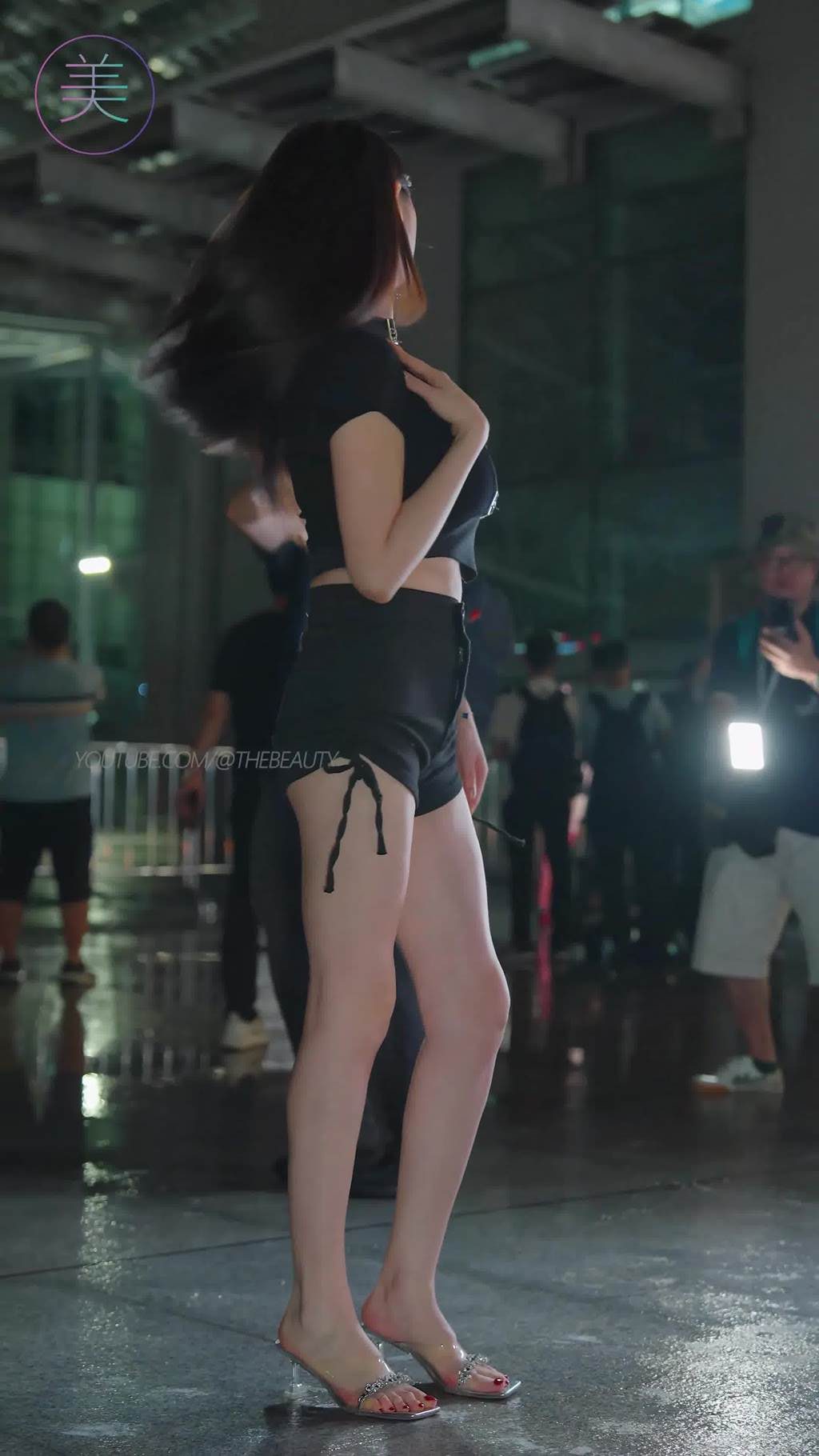 图片[2]-NO.1533 2024 广州车展 网红美女车模 beautyleg LOOKBOOK 14[30P]-萌味圈