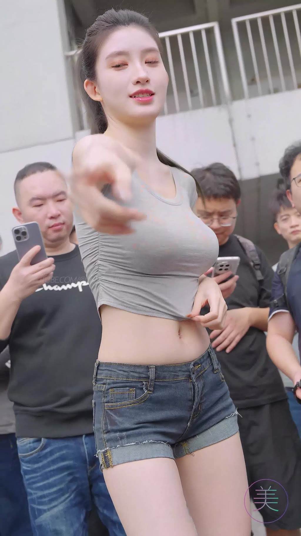 图片[2]-NO.1565 2024 广州车展 网红美女车模 beautyleg LOOKBOOK 21[30P]-萌味圈