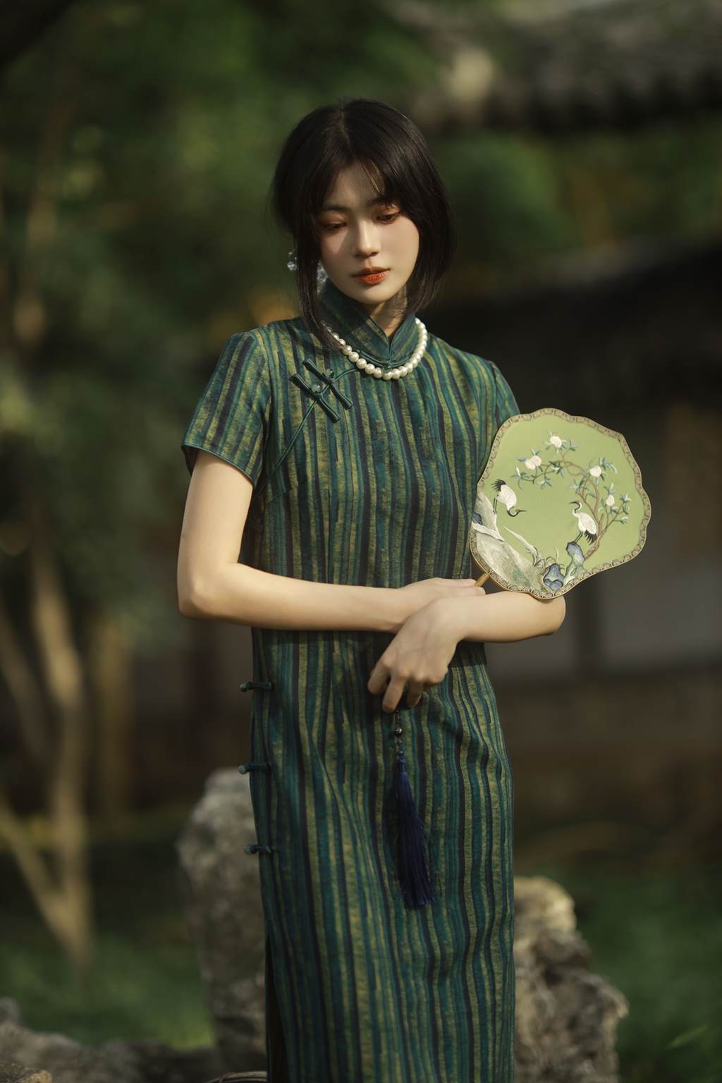 图片[2]-[YITUYU艺图语]2022.11.05 绿意旗袍 Elikaka[35+1P]-萌味圈