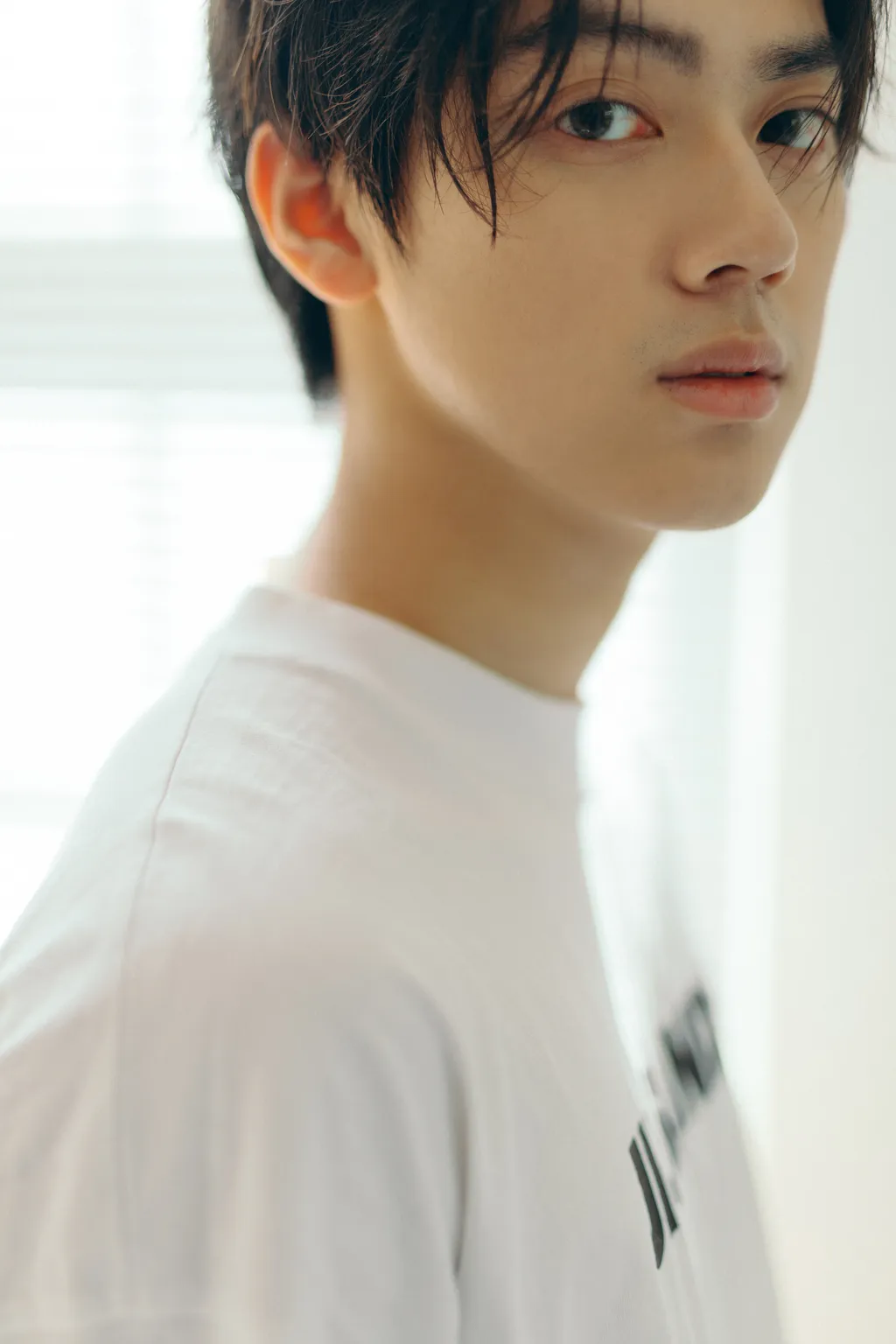 图片[7]-[YITUYU艺图语]2022.11.10 午后的自己 小潘同学ne[26+1P]-萌味圈