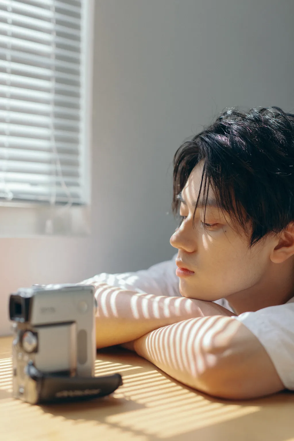 图片[15]-[YITUYU艺图语]2022.11.10 午后的自己 小潘同学ne[26+1P]-萌味圈