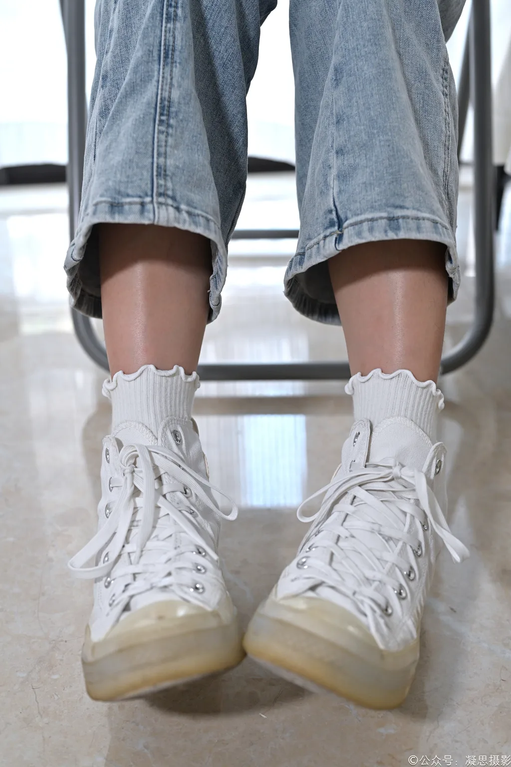 图片[15]-凝思摄影 NO.018 小睿-T恤、短白袜、平底鞋[142P]-萌味圈