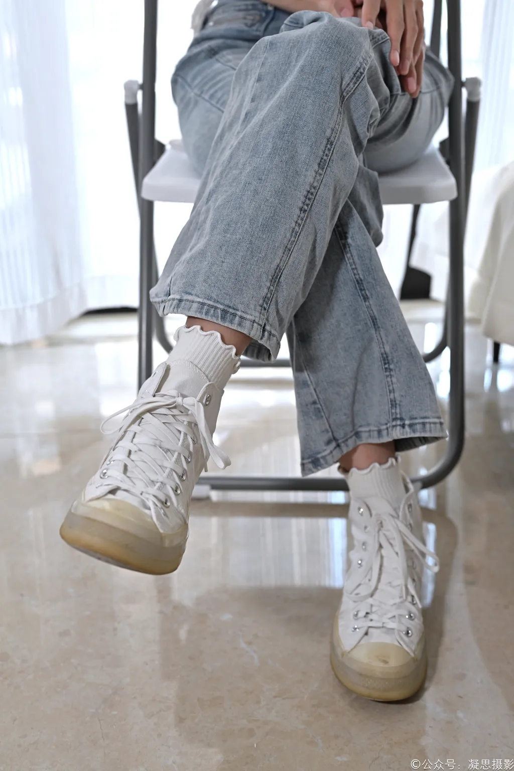 图片[21]-凝思摄影 NO.018 小睿-T恤、短白袜、平底鞋[142P]-萌味圈