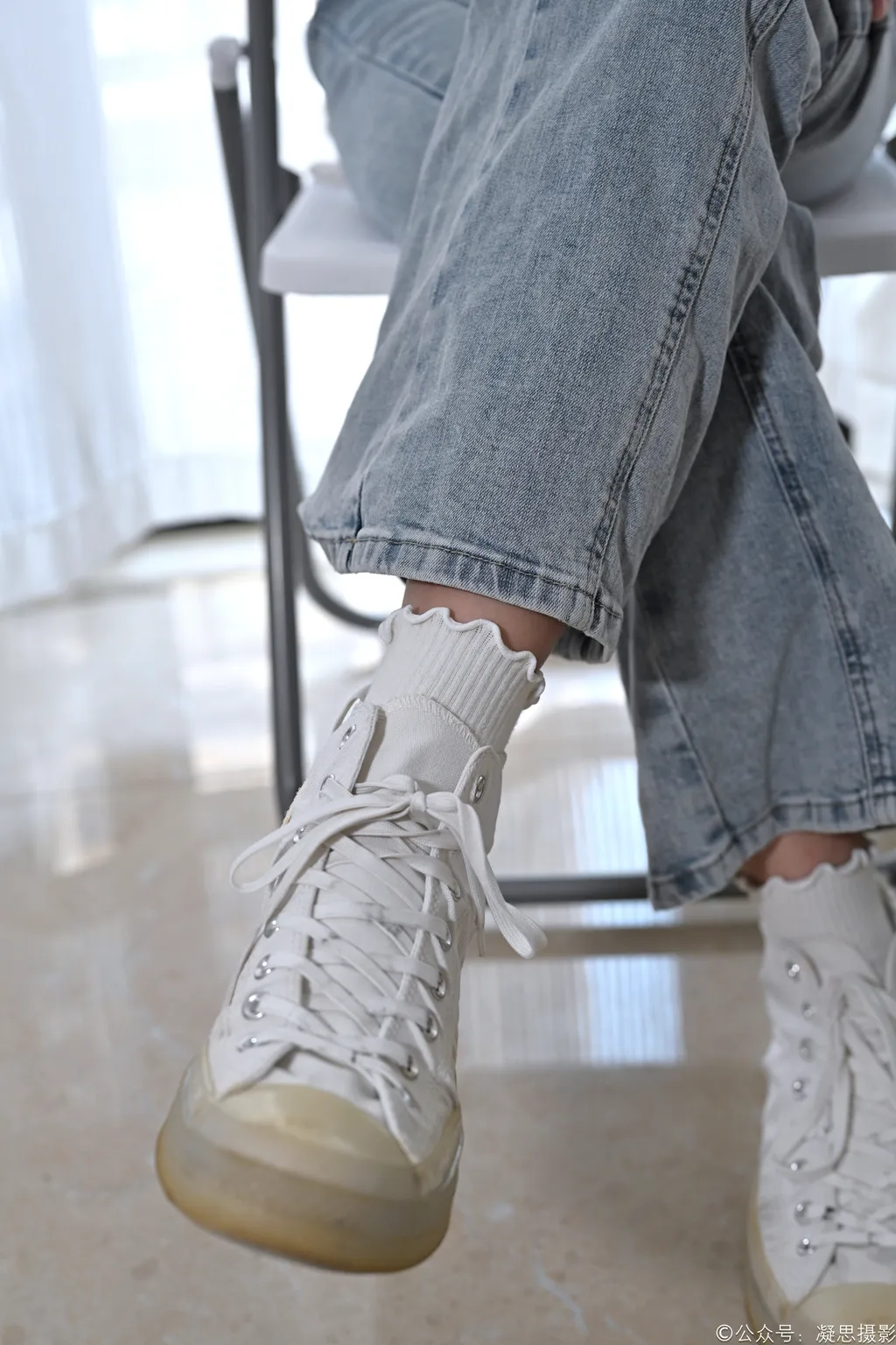 图片[23]-凝思摄影 NO.018 小睿-T恤、短白袜、平底鞋[142P]-萌味圈