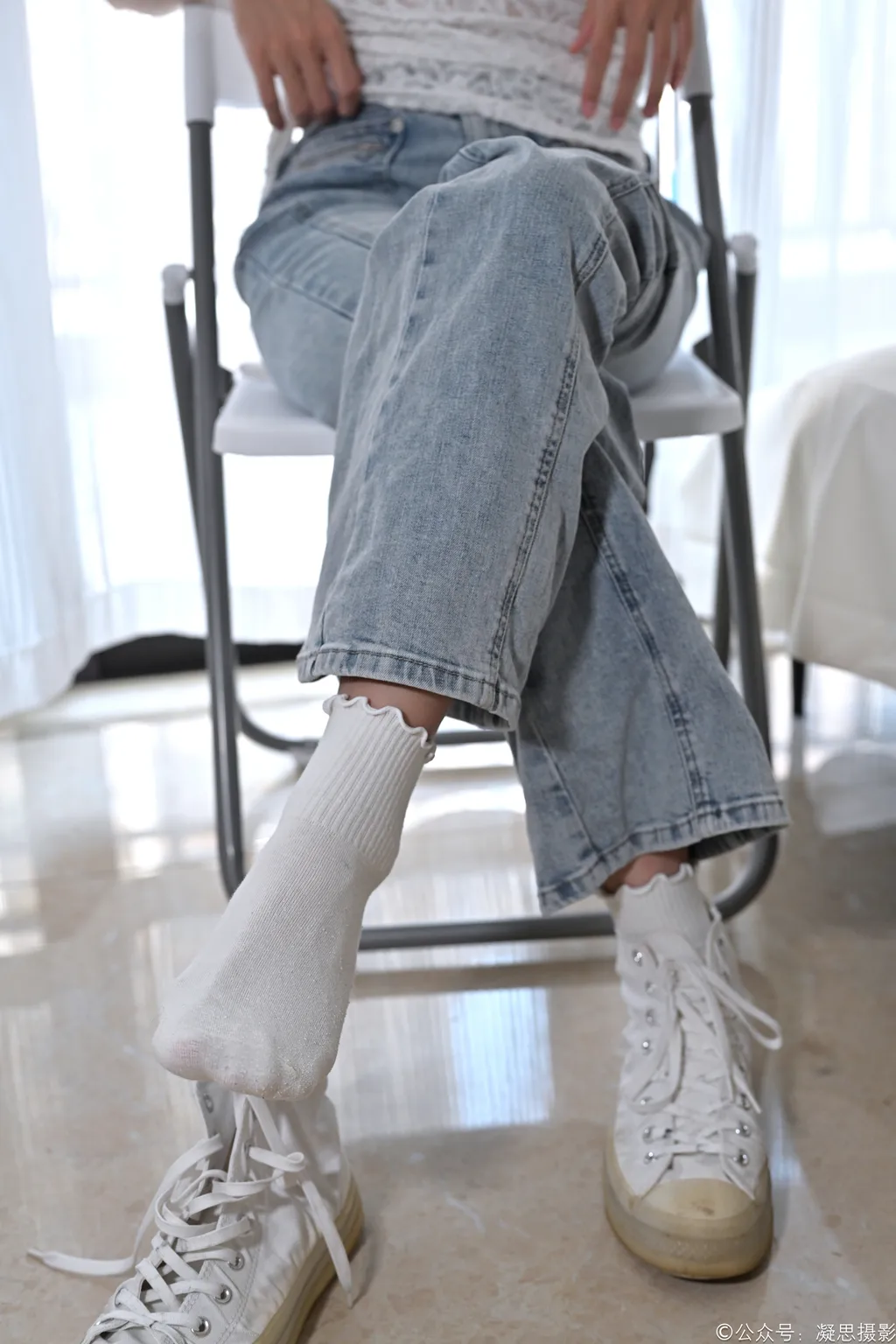 图片[28]-凝思摄影 NO.018 小睿-T恤、短白袜、平底鞋[142P]-萌味圈