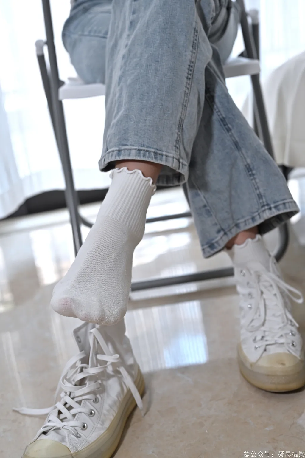 图片[30]-凝思摄影 NO.018 小睿-T恤、短白袜、平底鞋[142P]-萌味圈