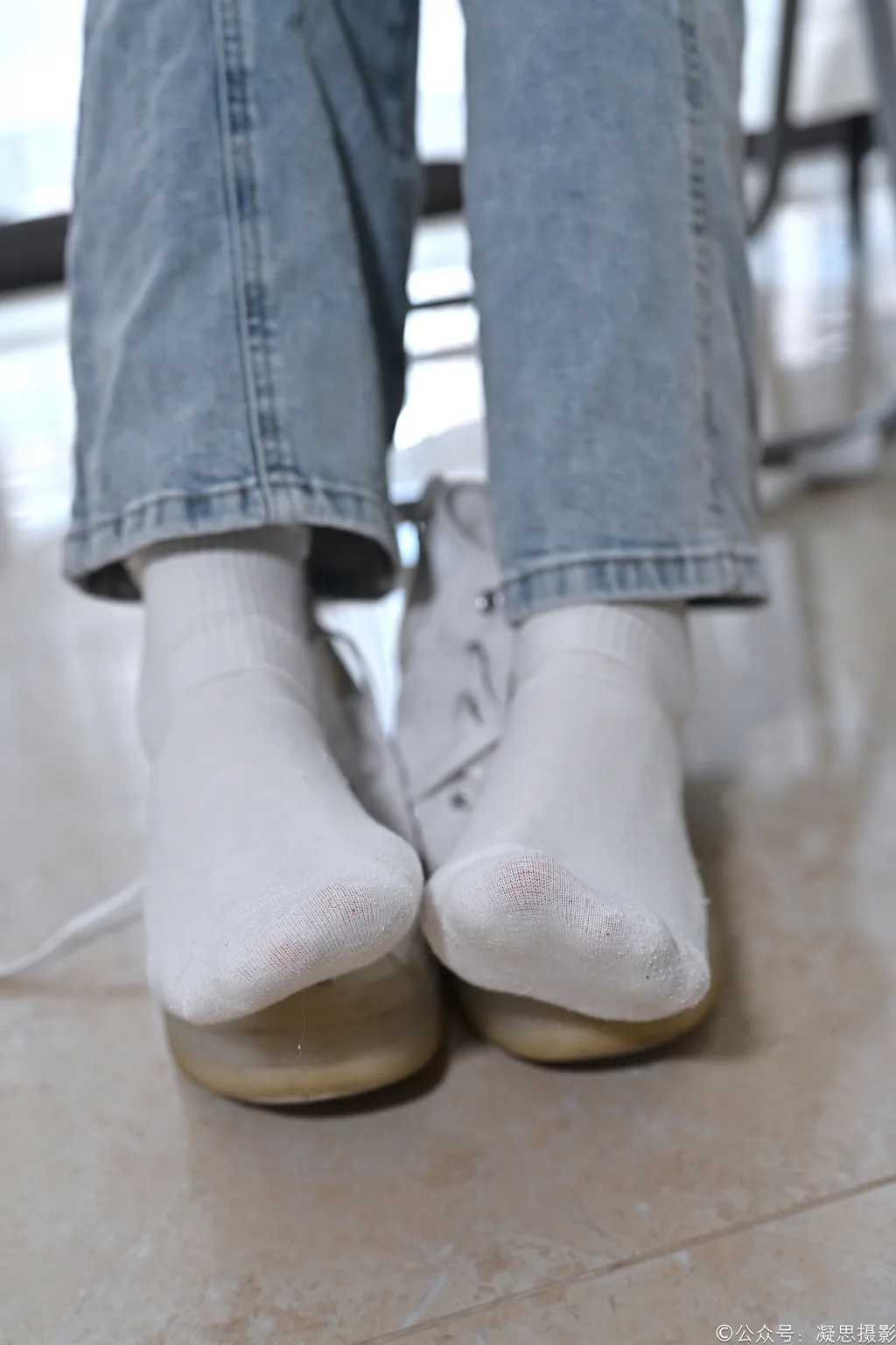 图片[50]-凝思摄影 NO.018 小睿-T恤、短白袜、平底鞋[142P]-萌味圈