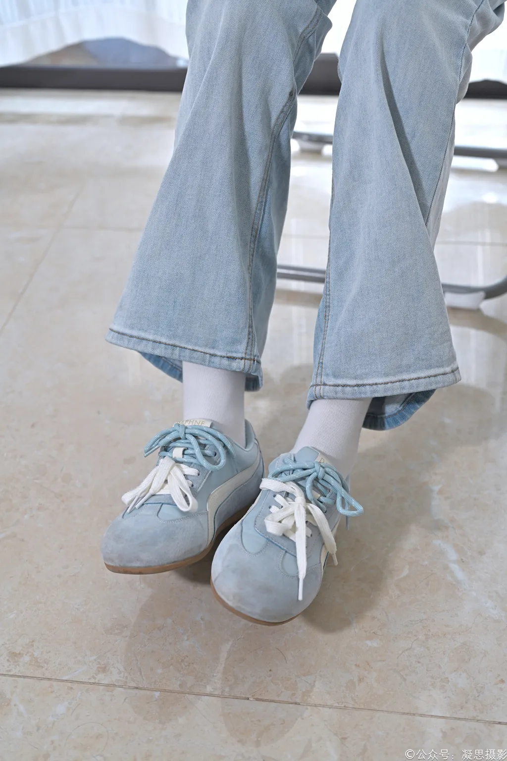 图片[10]-凝思摄影 NO.019 德美-T恤、短白袜、平底鞋1[100P]-萌味圈