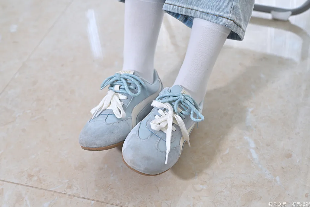 图片[12]-凝思摄影 NO.019 德美-T恤、短白袜、平底鞋1[100P]-萌味圈