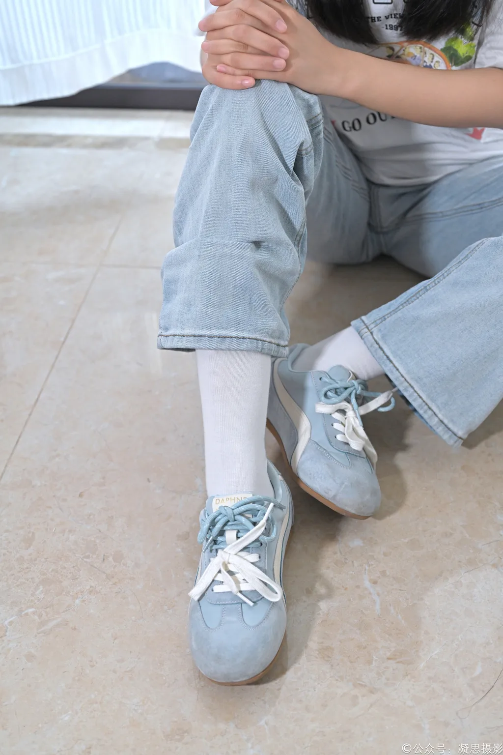 图片[36]-凝思摄影 NO.019 德美-T恤、短白袜、平底鞋1[100P]-萌味圈