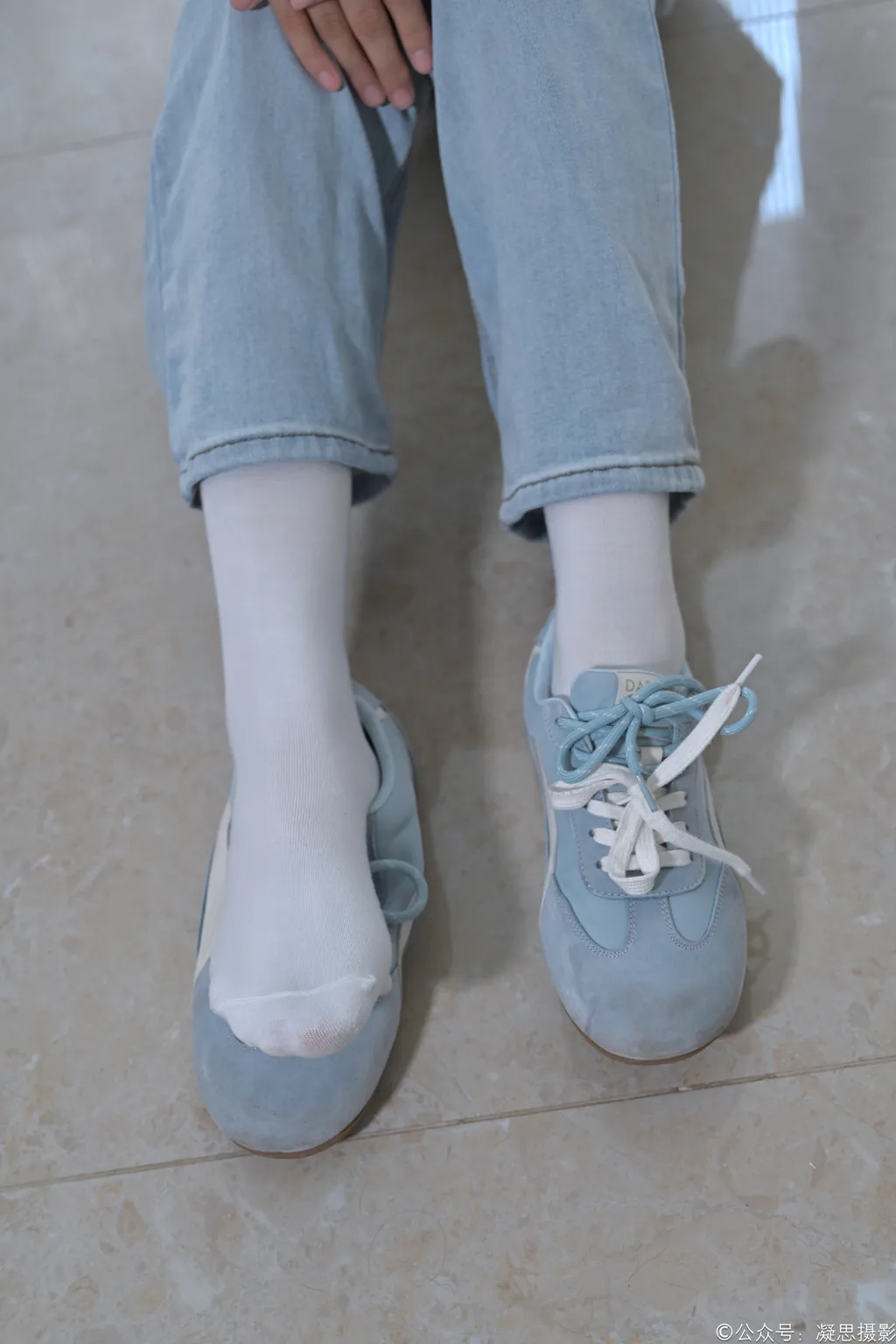 图片[58]-凝思摄影 NO.019 德美-T恤、短白袜、平底鞋1[100P]-萌味圈