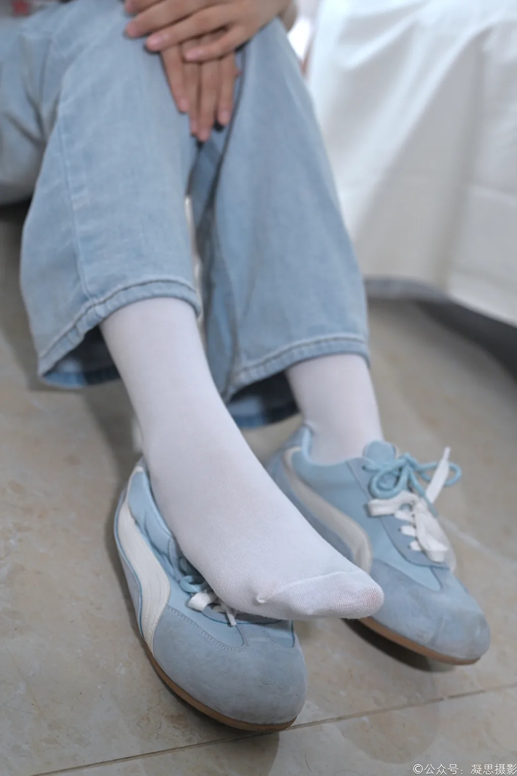 图片[61]-凝思摄影 NO.019 德美-T恤、短白袜、平底鞋1[100P]-萌味圈