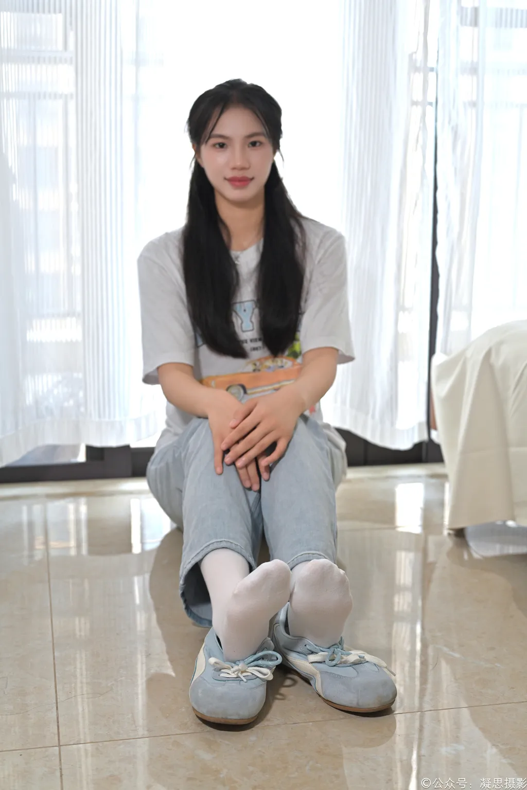 图片[70]-凝思摄影 NO.019 德美-T恤、短白袜、平底鞋1[100P]-萌味圈