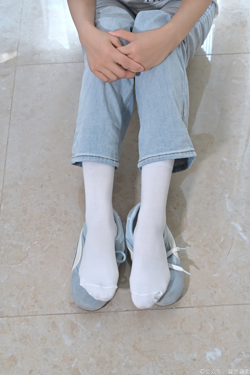 图片[81]-凝思摄影 NO.019 德美-T恤、短白袜、平底鞋1[100P]-萌味圈
