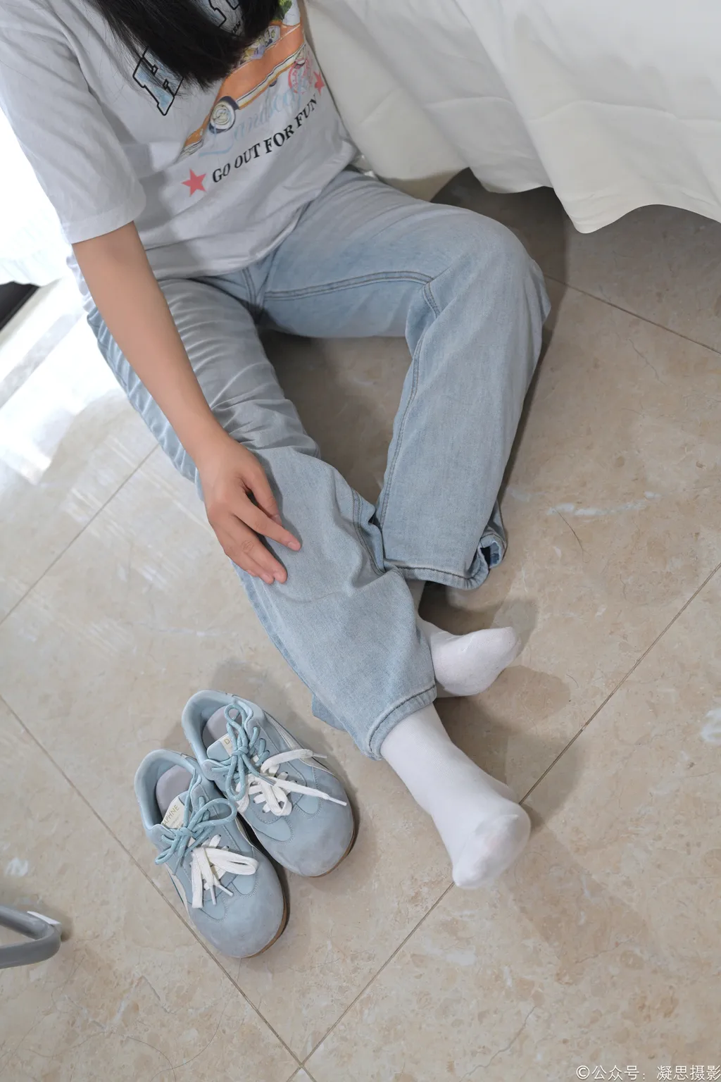 图片[88]-凝思摄影 NO.019 德美-T恤、短白袜、平底鞋1[100P]-萌味圈