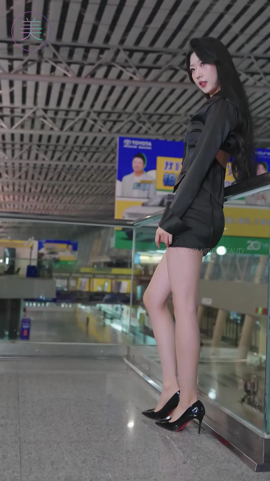 图片[5]-NO.1608 2024 广州车展 网红美女车模 beautyleg LOOKBOOK 64[30P]-萌味圈