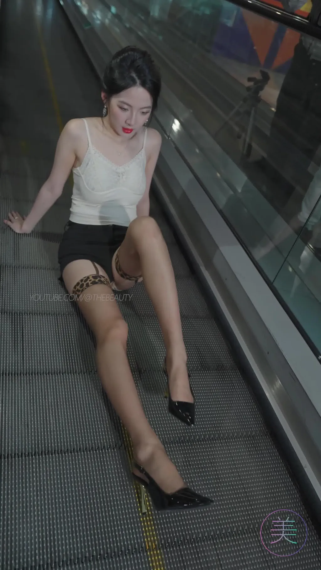 图片[7]-NO.1609 2024 广州车展 网红美女车模 beautyleg LOOKBOOK 65[30P]-萌味圈