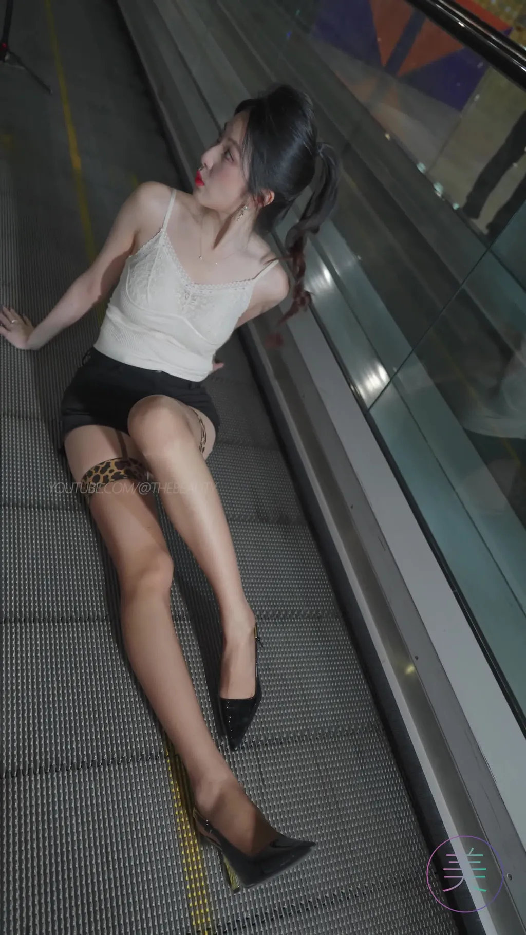 图片[30]-NO.1609 2024 广州车展 网红美女车模 beautyleg LOOKBOOK 65[30P]-萌味圈