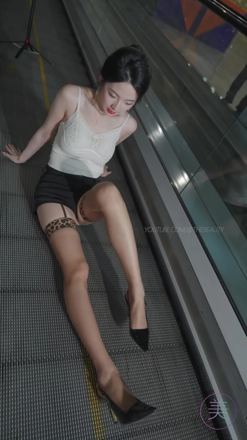 图片[31]-NO.1609 2024 广州车展 网红美女车模 beautyleg LOOKBOOK 65[30P]-萌味圈