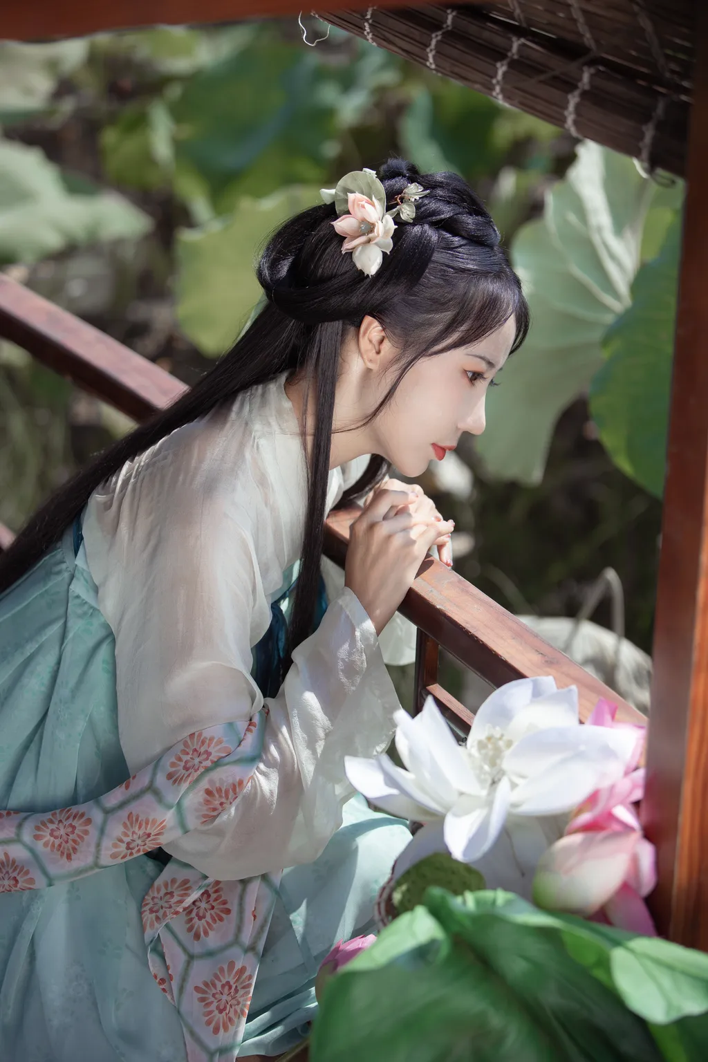 图片[12]-[YITUYU艺图语]2022.11.15 荷芰 酸辣粉[30+1P]-萌味圈