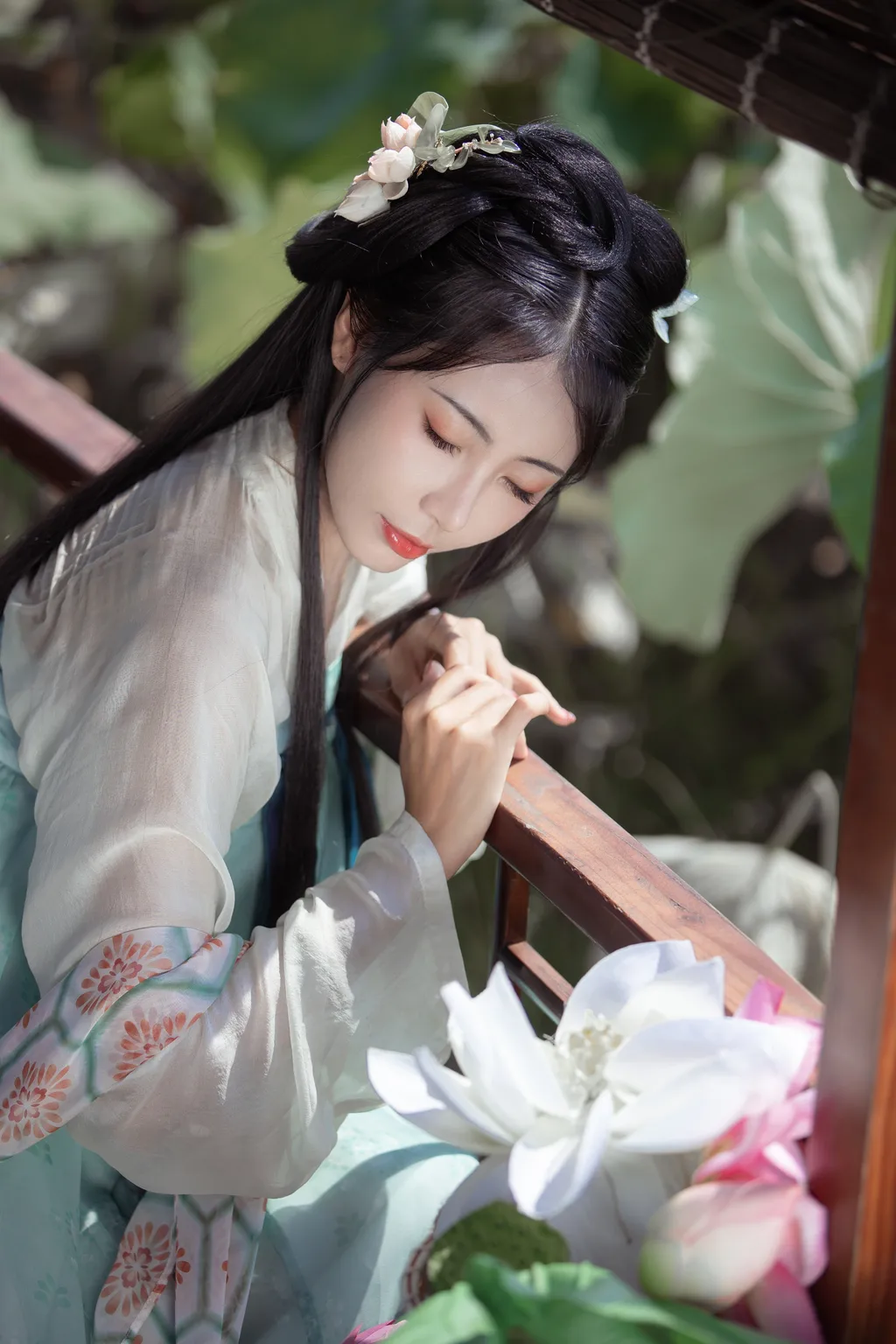 图片[13]-[YITUYU艺图语]2022.11.15 荷芰 酸辣粉[30+1P]-萌味圈