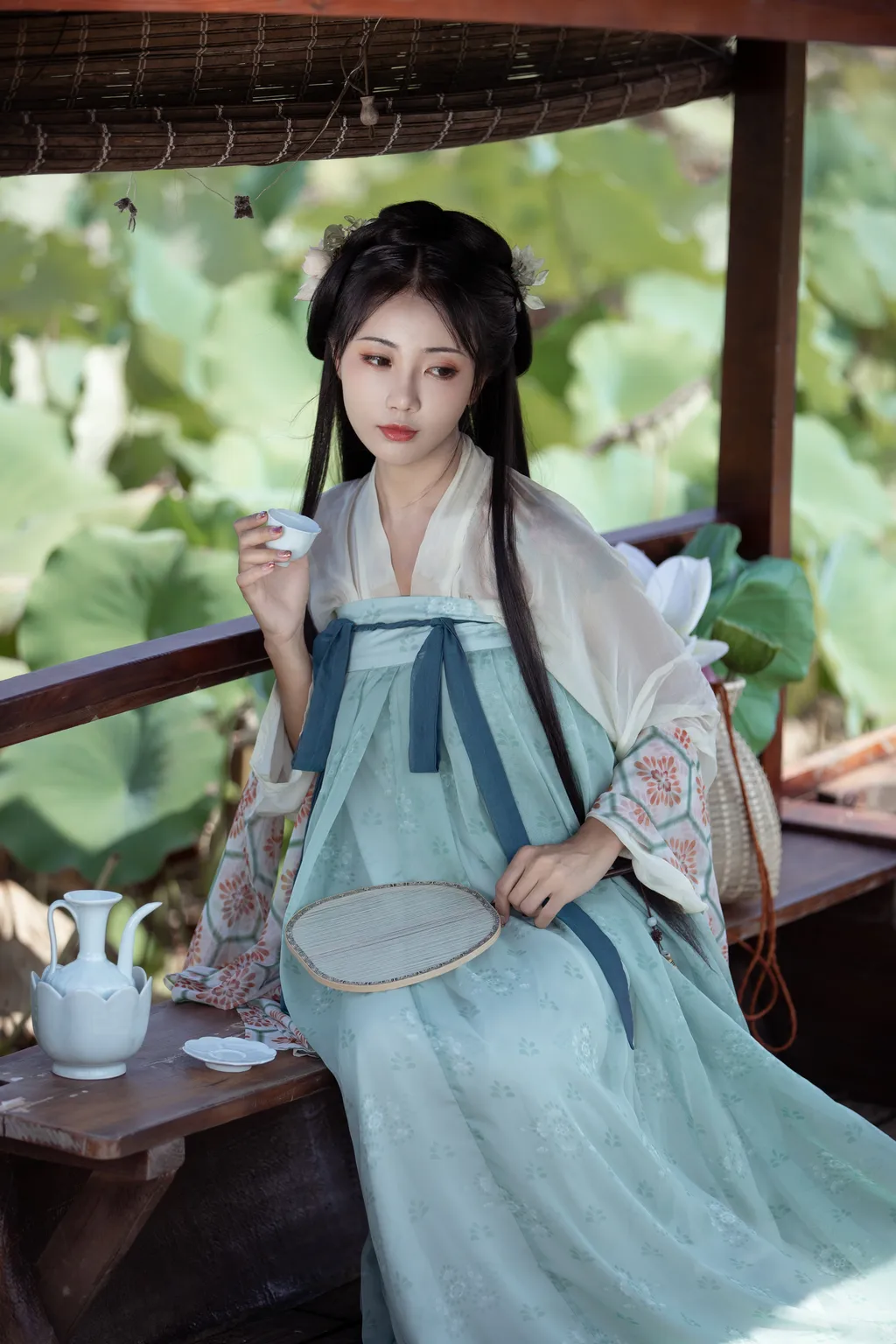 图片[19]-[YITUYU艺图语]2022.11.15 荷芰 酸辣粉[30+1P]-萌味圈