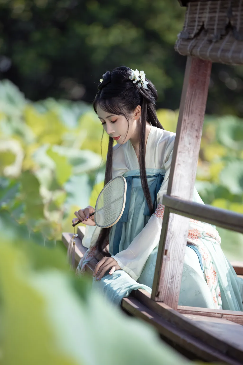 图片[27]-[YITUYU艺图语]2022.11.15 荷芰 酸辣粉[30+1P]-萌味圈