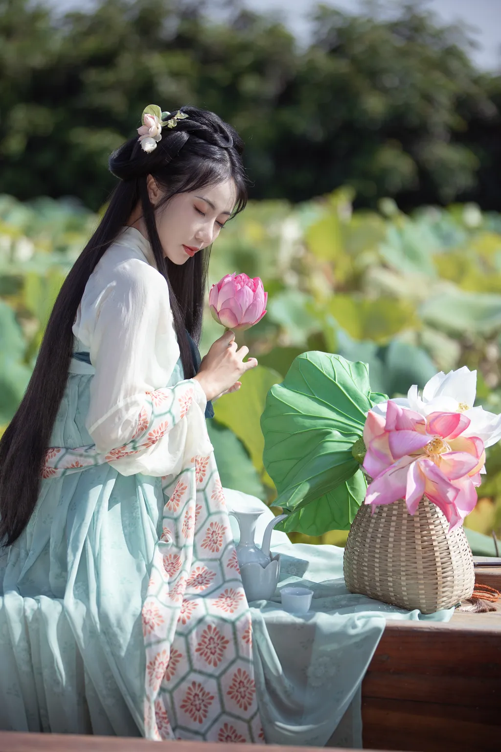 图片[32]-[YITUYU艺图语]2022.11.15 荷芰 酸辣粉[30+1P]-萌味圈