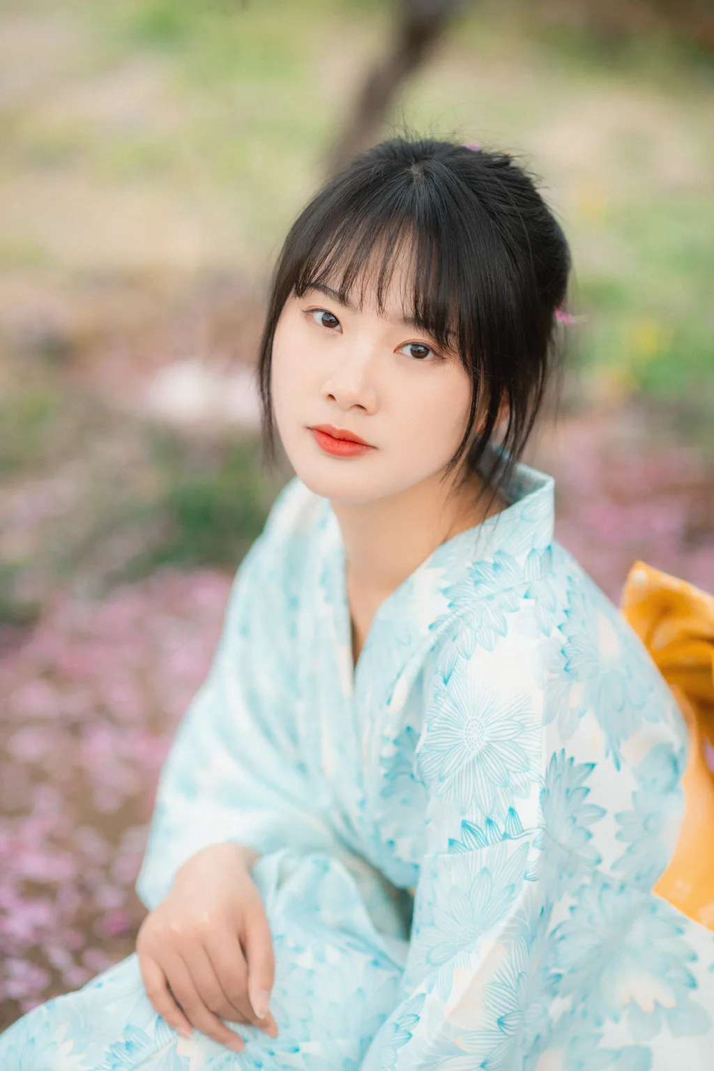 图片[2]-[YITUYU艺图语]2022.11.19 樱花树下 爱拍照的梅梅[22+1P]-萌味圈