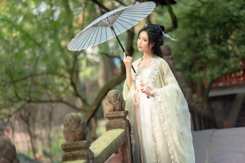 图片[2]-[YITUYU艺图语]2022.11.26 拒霜思 -绮罗生的小苏苏-[32+1P]-萌味圈