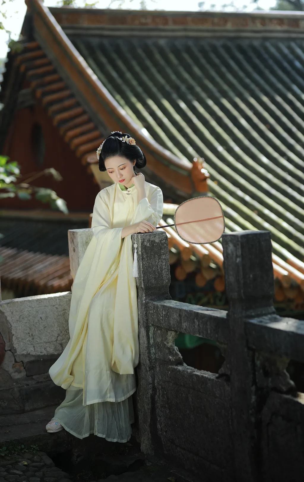 图片[2]-[YITUYU艺图语]2022.11.30 淡淡春山 YunFleur[39+1P]-萌味圈