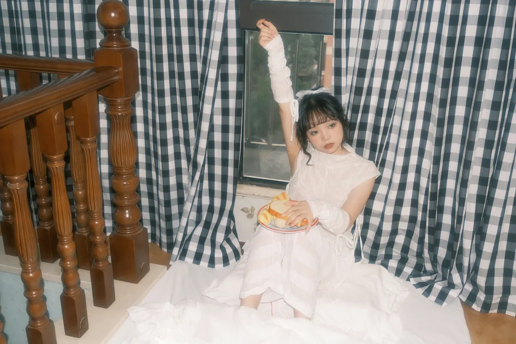 图片[2]-[YITUYU艺图语]2022.12.13 心が動く100% 贝贝bu睡觉[24+1P]-萌味圈