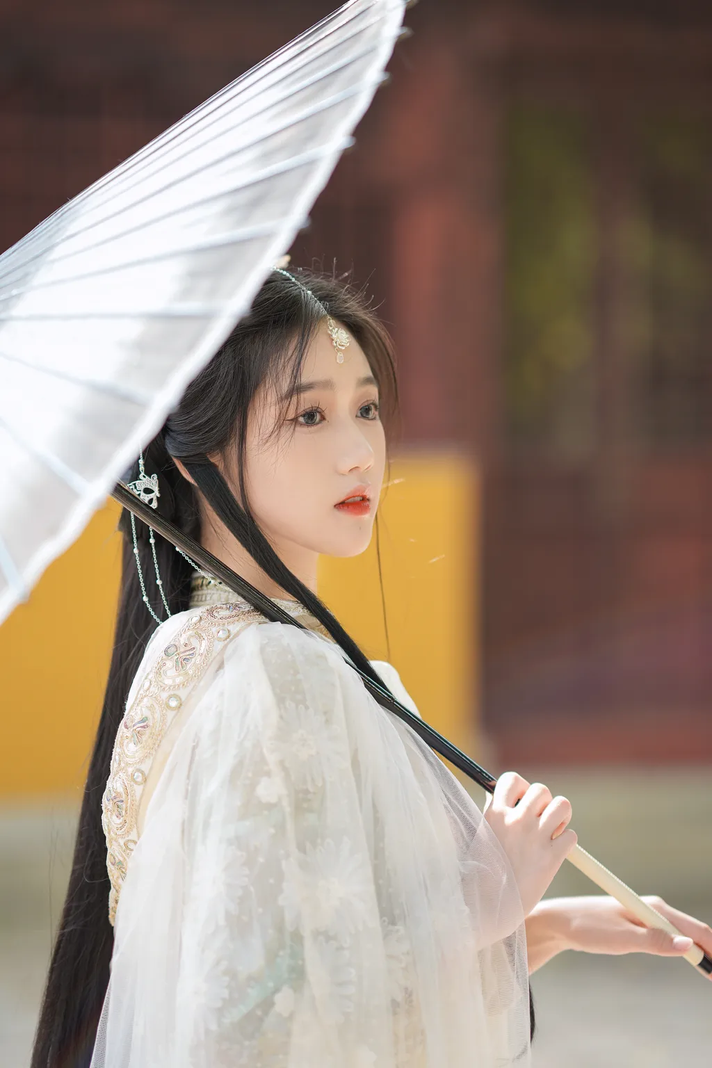 图片[2]-[YITUYU艺图语]2022.12.22 神的坠落 岳雨婷[26+1P]-萌味圈