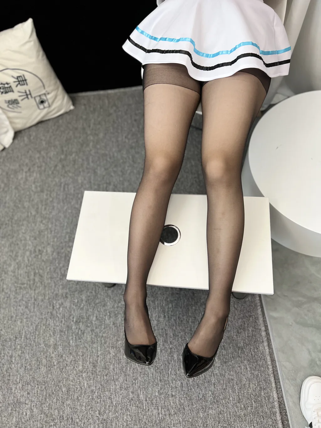 图片[33]-三禾摄影 NO.049 水手服 黑丝 高跟[193P]-萌味圈