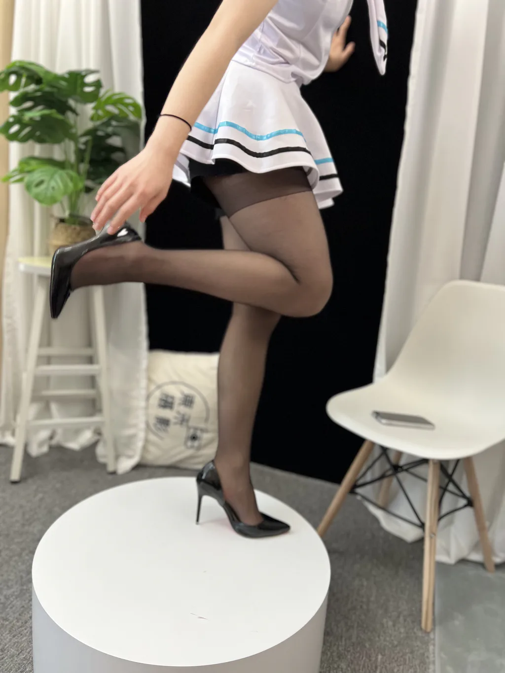 图片[147]-三禾摄影 NO.049 水手服 黑丝 高跟[193P]-萌味圈