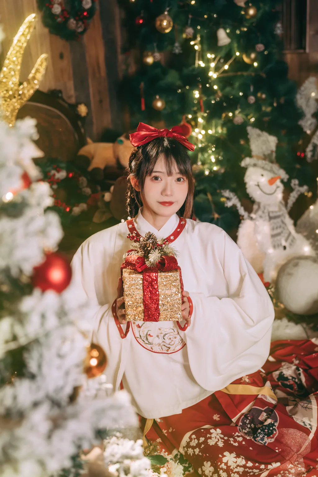 图片[2]-[YITUYU艺图语]2022.12.27 汉洋折衷的圣诞 兔子Zzz不吃胡萝卜[28+1P]-萌味圈