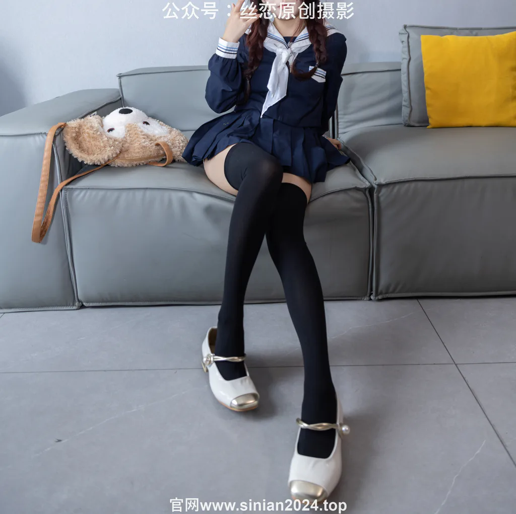 图片[17]-丝恋摄影 NO.017 小梦-学院风 jk连衣裙 黑色丝袜 白色小皮鞋[168P]-萌味圈