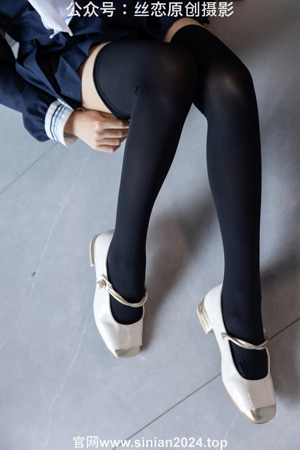 图片[27]-丝恋摄影 NO.017 小梦-学院风 jk连衣裙 黑色丝袜 白色小皮鞋[168P]-萌味圈