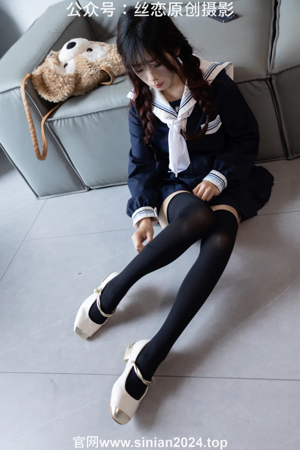 图片[31]-丝恋摄影 NO.017 小梦-学院风 jk连衣裙 黑色丝袜 白色小皮鞋[168P]-萌味圈